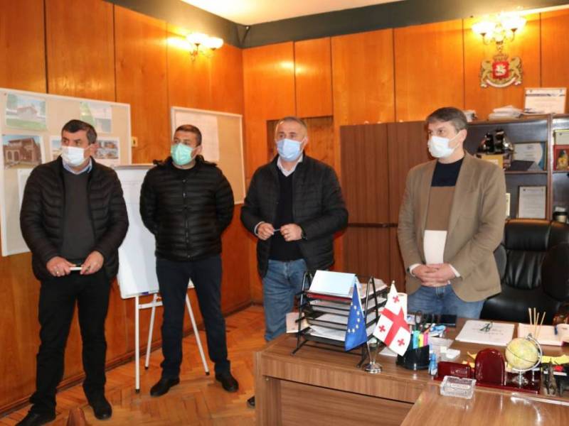 დღეს ცაგერის მუნიციპალიტეტის მერი გიორგი ნემსაძე,მოადგილეებთან- ალუდა თუთისანთან და...